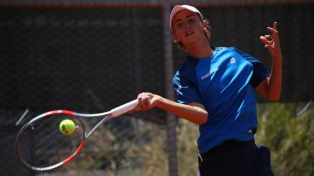 Joven promesa del tenis ecuatoriano destaca en los Qualifiers de la Copa Davis 2026