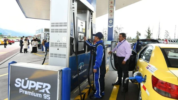 Las gasolinas Extra, Ecopaís y Súper bajaron de precio 