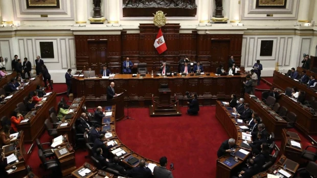 Perú: Congreso le dio el voto de confianza al gabinete de José Jerí