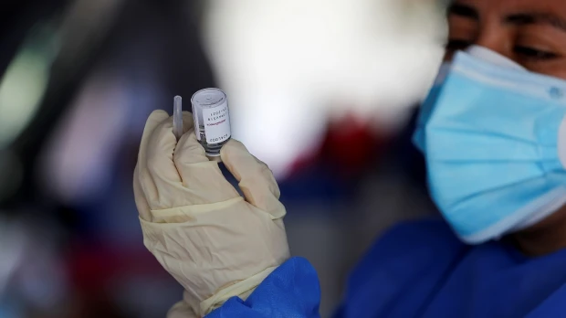 Covid-19: Ecuador ha administrado más de medio millón de dosis