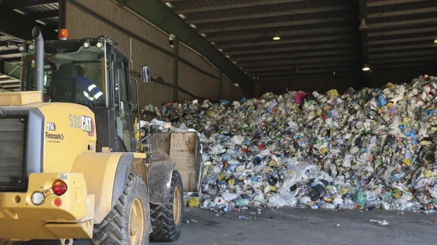 Unos 11.200 millones de toneladas de residuos inundan de basura el planeta cada año