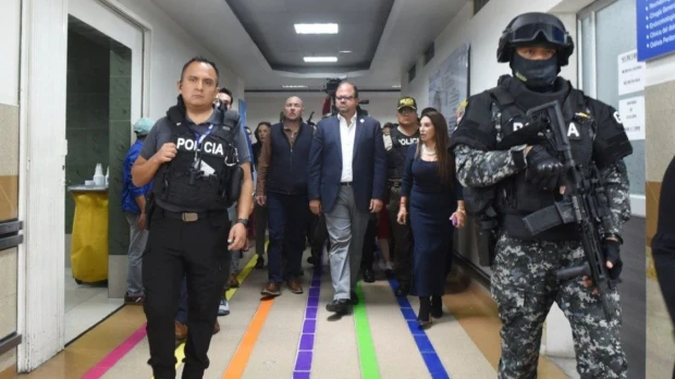 Fuerzas de seguridad intervinieron el hospital Carlos Andrade Marín