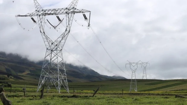 Ecuador y EE. UU. acuerdan inversión para una red eléctrica inteligente