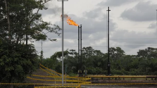 Ecuador suscribe adhesión a iniciativa mundial 'Cero quema de gas hasta 2030'
