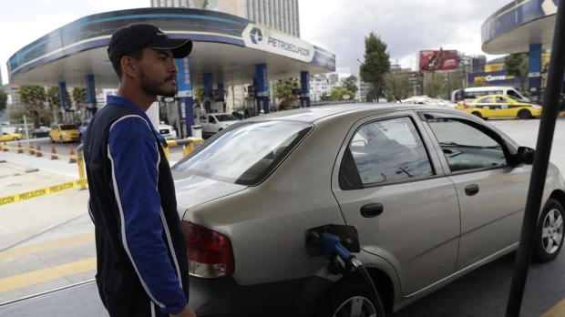 Ecuador prevé ahorrar hasta $ 550 millones al reducir subsidios a combustibles