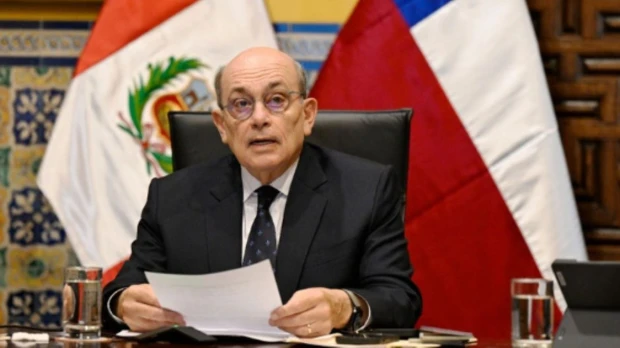 Hugo de Zela: Perú no está en condiciones de recibir un número mayor de migrantes