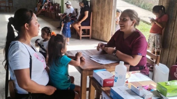 Brigadas de salud superan 25.000 atenciones en comunidades indígenas de la Amazonía peruana