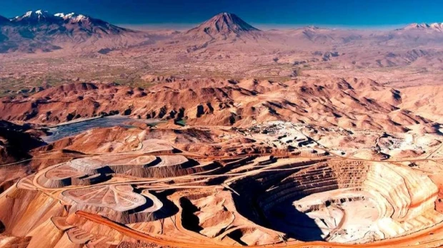 Déficit mundial de cobre acelera búsqueda de nuevos proyectos mineros en Ecuador
