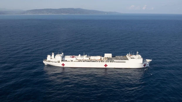 Buque hospital de la Armada de EEUU comienza su gira por Latinoamérica