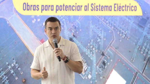 Noboa inauguró la termoeléctrica GASVESUBIO en El Oro