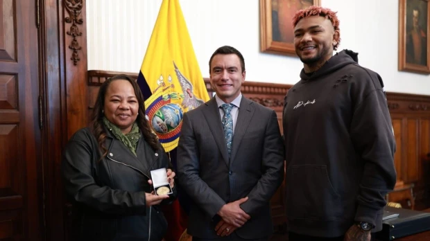 Daniel Noboa otorgó reconocimiento a Michael Morales