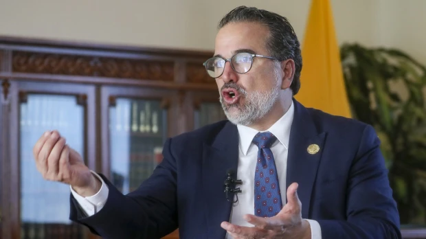Ecuador y Argentina acuerdan volver a designar embajadores tras conflicto por exministra