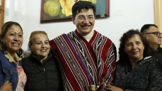 John Vinueza señala que sigue siendo el alcalde de Riobamba 