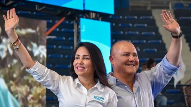 Diego Borja planteó “salir ordenadamente de la dolarización” 