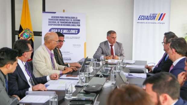 Ecuador recibe $3,5 millones del Banco Mundial para fortalecer el sector eléctrico