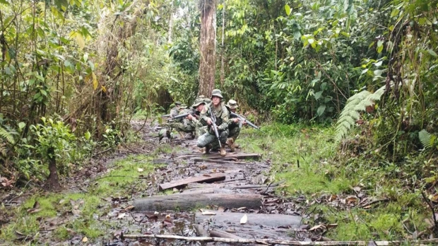 ¿Cómo se preparan los soldados iwias en la selva ecuatoriana?