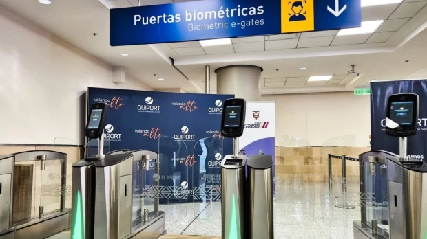 Aeropuerto de Quito implementa puertas biométricas 