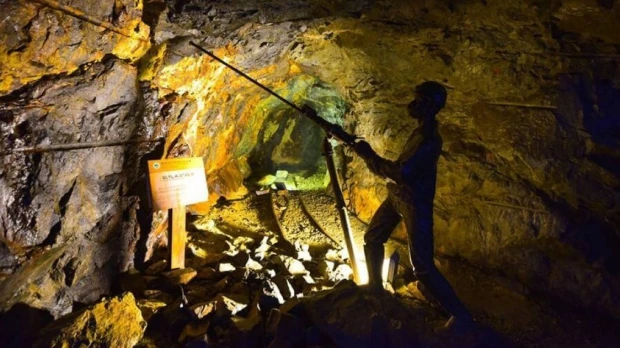 Salazar Resources identifica nuevo objetivo estratégico de cobre y oro en el sur de Ecuador