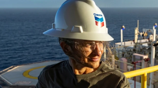 ExxonMobil y Chevron impulsan sus ganancias por el alza del precio del petróleo