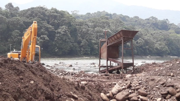 Comunidades y organizaciones indígenas denuncian nuevas concesiones mineras en Ai Cofan Sinangoe