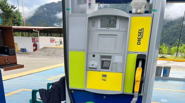 El gobierno limita el acceso a combustible a 109 gasolineras del país 
