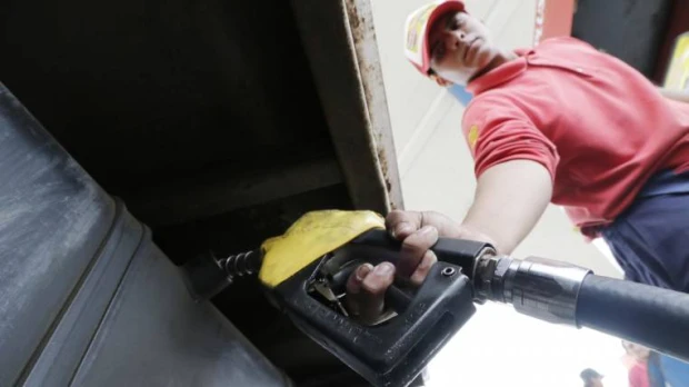 Tarifas de combustibles y transporte vuelven a valores anteriores a protestas