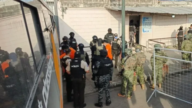 Los presos más peligrosos son trasladados a la nueva cárcel de máxima seguridad