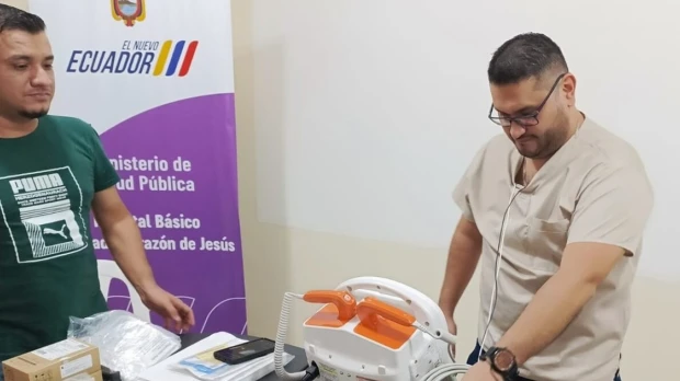 7 desfibriladores fueron distribuidos a Taisha y otras ciudades