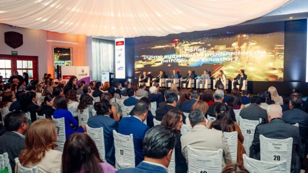 Petroecuador presentó proyecto de reutilización de gas en Bajo Alto