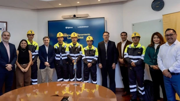 Cinco jóvenes de Zamora Chinchipe acceden a formación minera en Perú