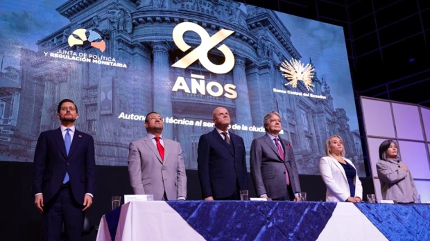 Lasso: “la autonomía del Banco Central fortalece la dolarización”