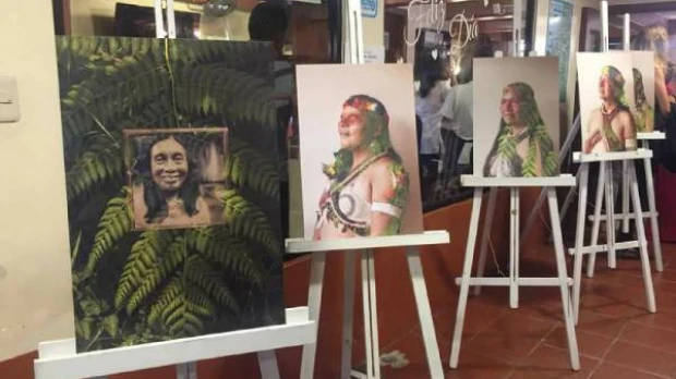 Tres miradas capturan a las mujeres huaorani