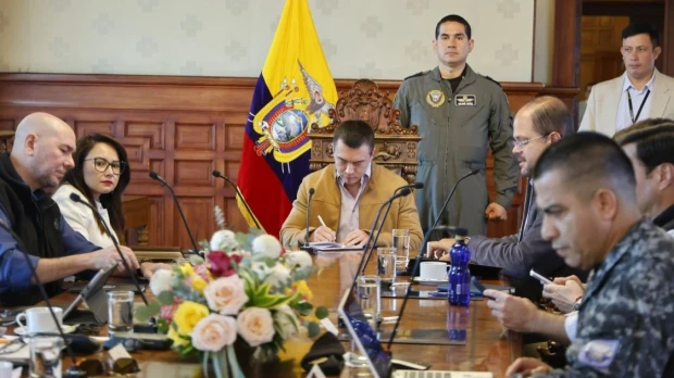 Noboa presidió la reunión del bloque de seguridad tras retorno de Panamá