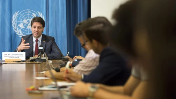 Ecuador “evaluará” relaciones con Brasil en caso de destitución de Rousseff