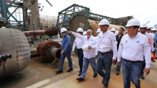 Supuesta corrupción salpica áreas estratégicas de Ecuador