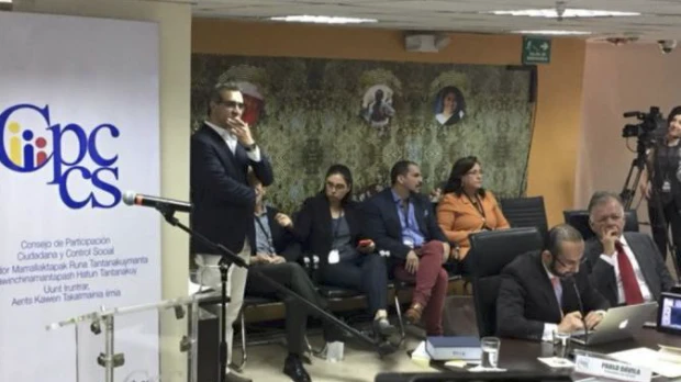 Gustavo Jalkh se inmoló ante Julio César Trujillo