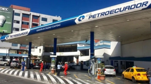 El riesgo país bajó a 781 puntos