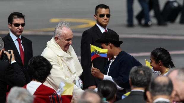 Canciller de Ecuador confirma nueva visita del papa Francisco para 2024