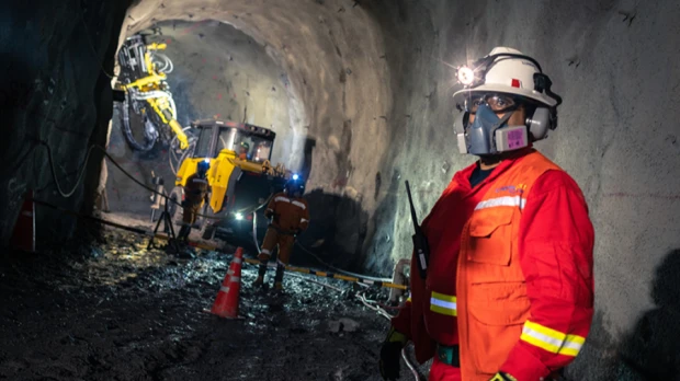 El secretario general de la organización, Haitham Al Ghais, se reunió con Fernando Santos, ministro de Energía y Mina / Foto: EFE