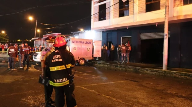 Siete jóvenes murieron al incendiarse un centro de rehabilitación en Guayaquil