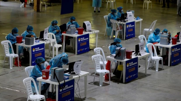 Ecuador suma 885 casos de covid-19