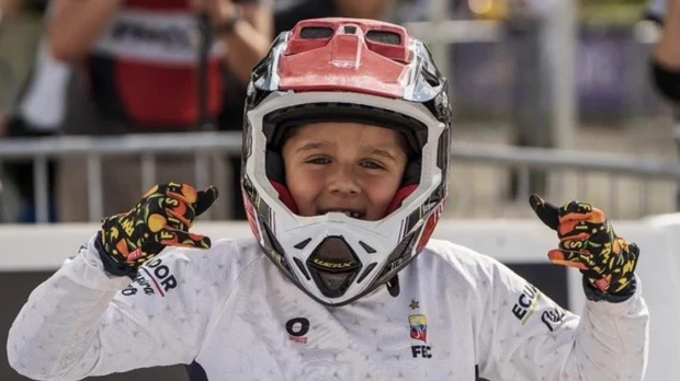 Tomás Tapia se coronó campeón mundial de BMX