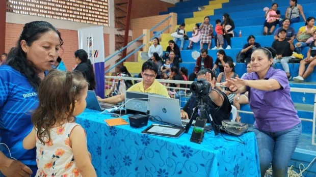 Cerca de 300 habitantes de Palora acceden a servicios estatales en jornada social
