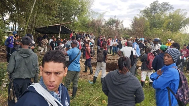 7 mineros están atrapados tras el derrumbe en un socavón en Colombia