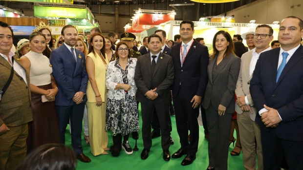  Ecuador insistió en que Europa se comprometa con banano libre de narcotráfico