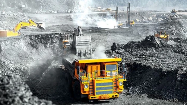 El secretario general de la organización, Haitham Al Ghais, se reunió con Fernando Santos, ministro de Energía y Mina / Foto: EFE