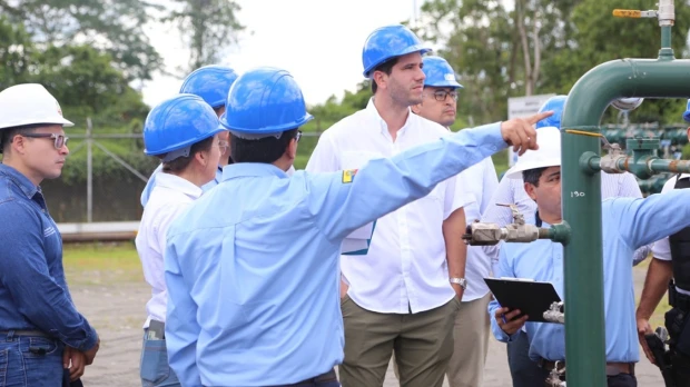 Luque verificó la eliminación de mecheros en Orellana