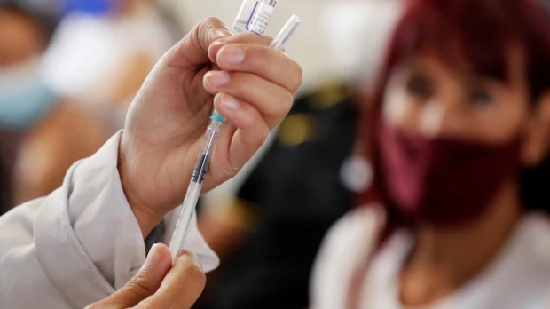 El ministerio de Salud aplica refuerzos de vacunas anticovid a mayores de 12 años