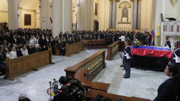 Colombia: El Gobierno se ausentó del funeral de Uribe Turbay