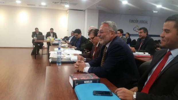 Carlos Pareja Yannuzzelli habría recibido una 'offshore' como regalo